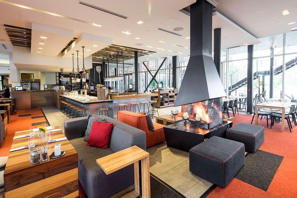Hotel & Spa Le Germain Charlevoix بيه سان بول المطعم الصورة