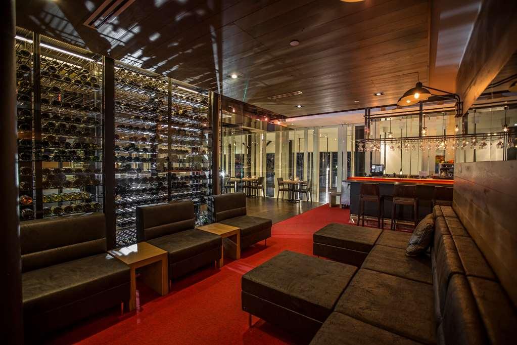 Hotel & Spa Le Germain Charlevoix بيه سان بول المطعم الصورة