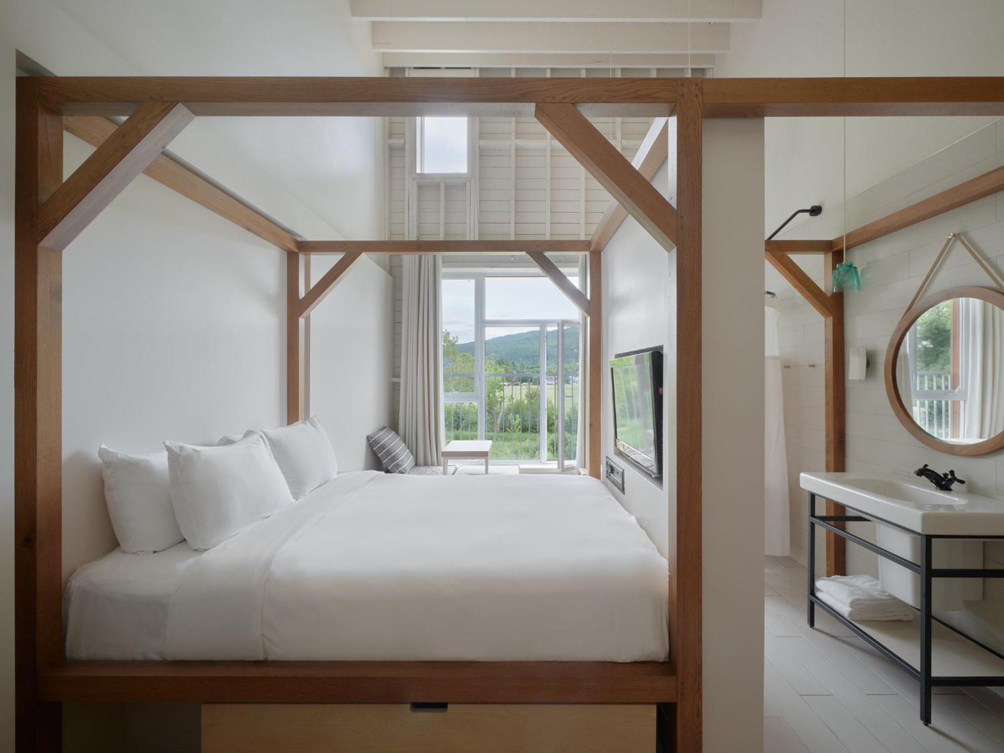 Hotel & Spa Le Germain Charlevoix بيه سان بول المظهر الخارجي الصورة
