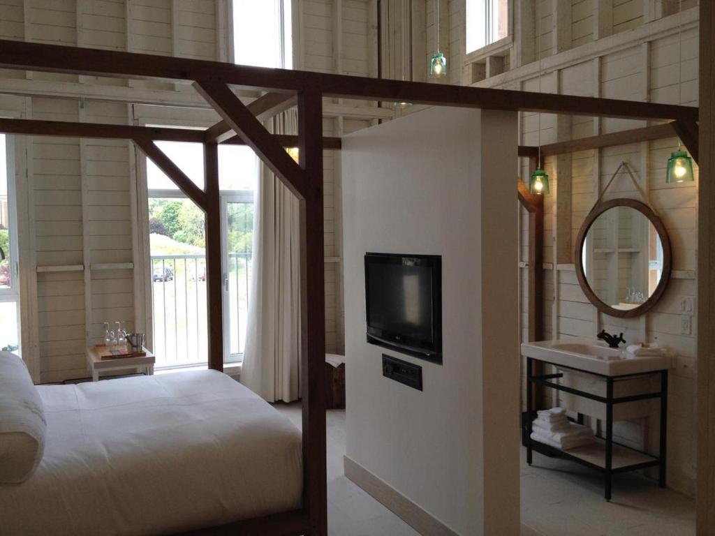 Hotel & Spa Le Germain Charlevoix بيه سان بول المظهر الخارجي الصورة